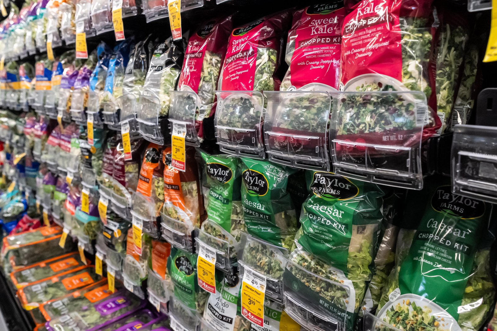 Cyclospora fears lead consumers to lose their appetite for salads