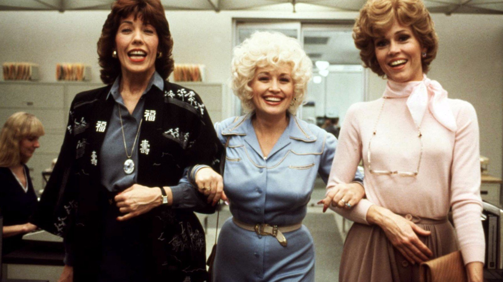Dolly Parton Returns to the Big Screen as 9 to 5 Heads Back to Theaters Dolly Parton Returns to the Big Screen as 9 to 5 Heads Back to Theaters